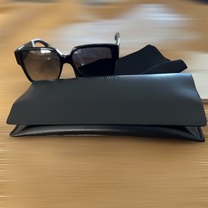 Women’s YSL black sunglasses